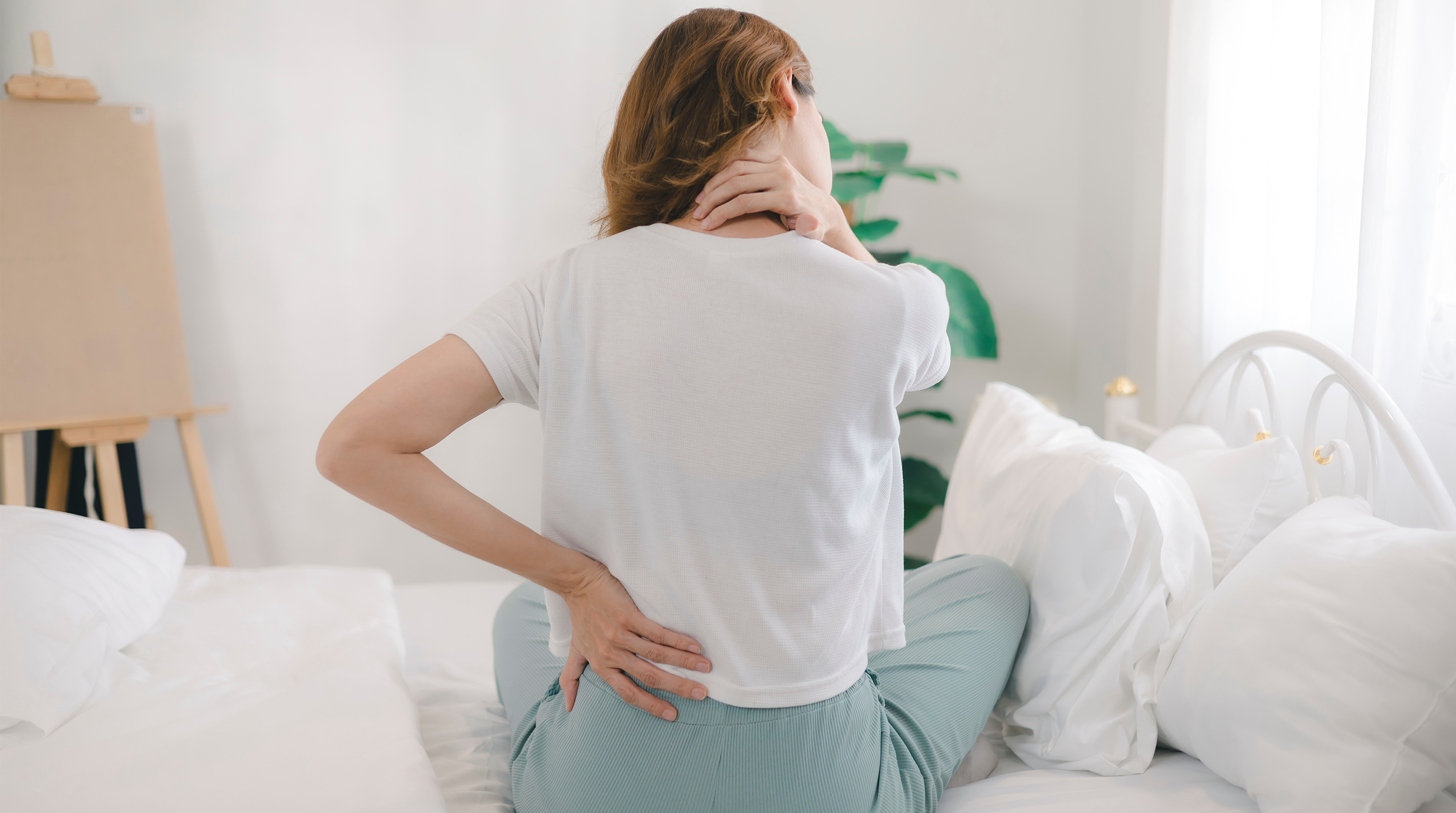 8 sleep and mattress pros say these are the best mattresses for back pain