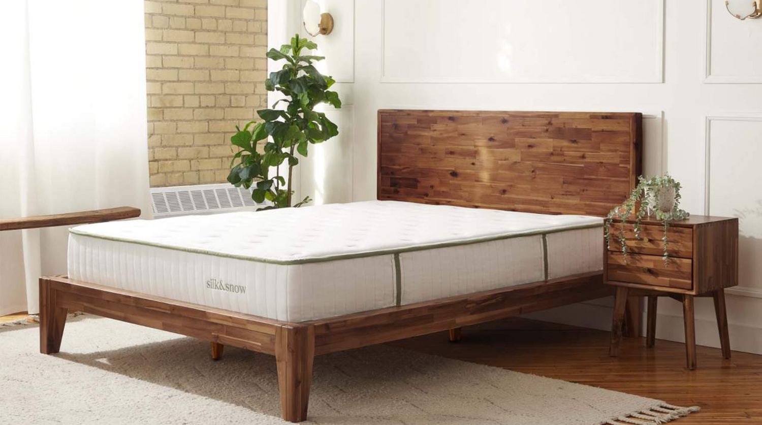 The best memory foam mattresses, according to 5 sleep experts